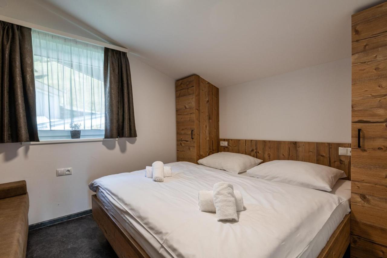 Amelies Mountain View Apartman Kaprun Kültér fotó